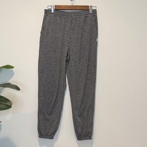Vuori Women’s Gray Jogger Pants w/ pockets and elastic drawstring waist. Small.